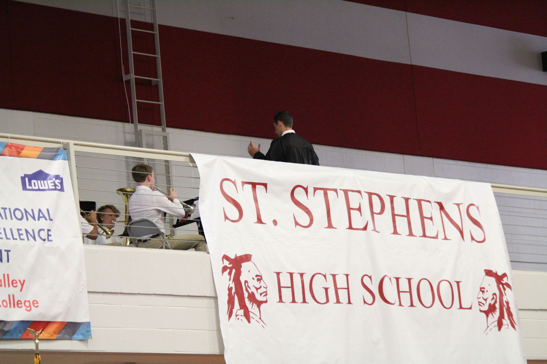 St. Stephens graduation 2019 (21).JPG